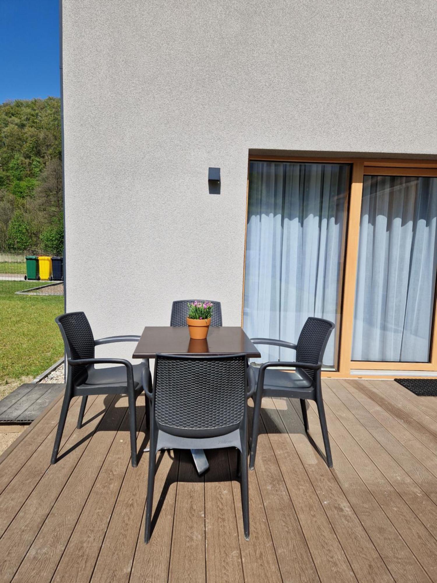 Villa Monte Apartament Z Ogrodem Kudowa Zdroj Exterior photo